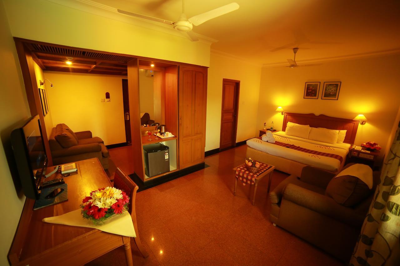 Quality Airport Hotels Недумбассері Екстер'єр фото