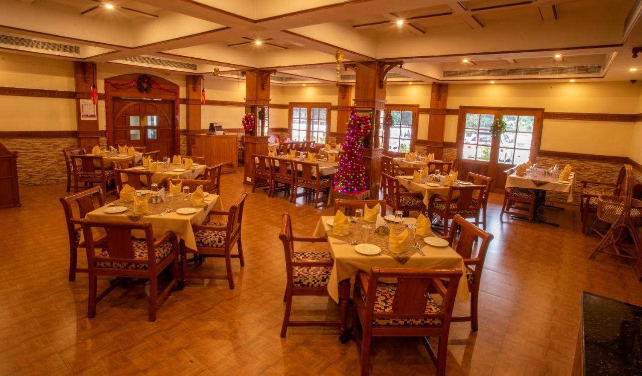 Quality Airport Hotels Недумбассері Екстер'єр фото