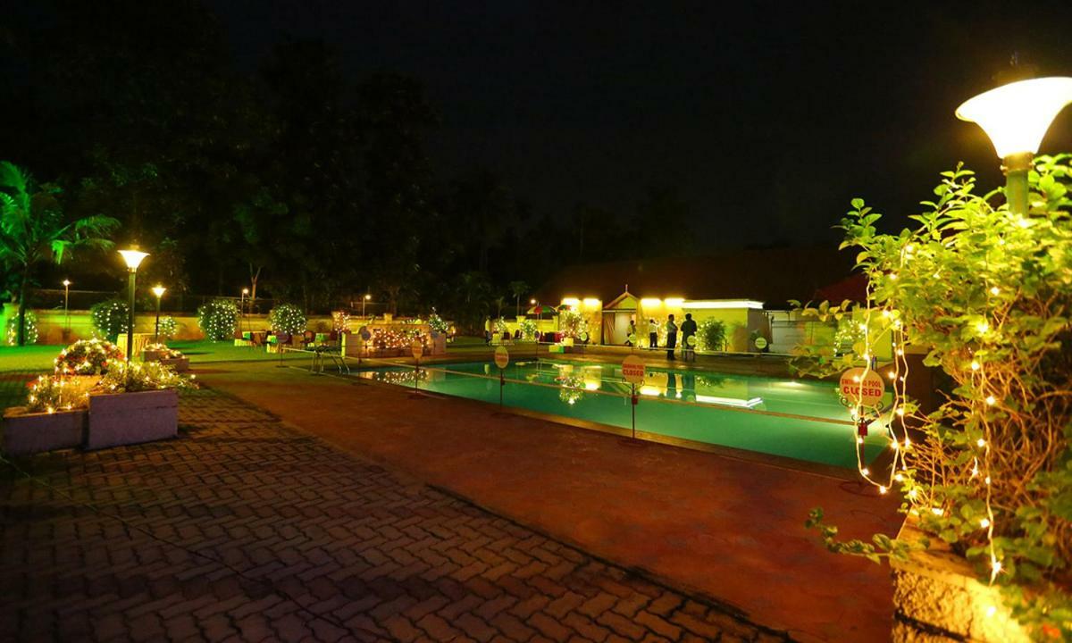 Quality Airport Hotels Недумбассері Екстер'єр фото